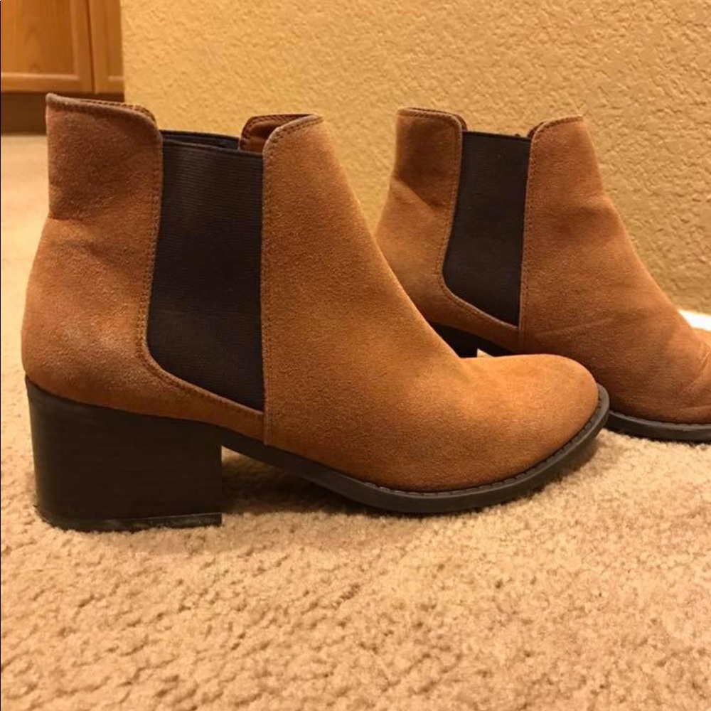 Light brown heeled boots